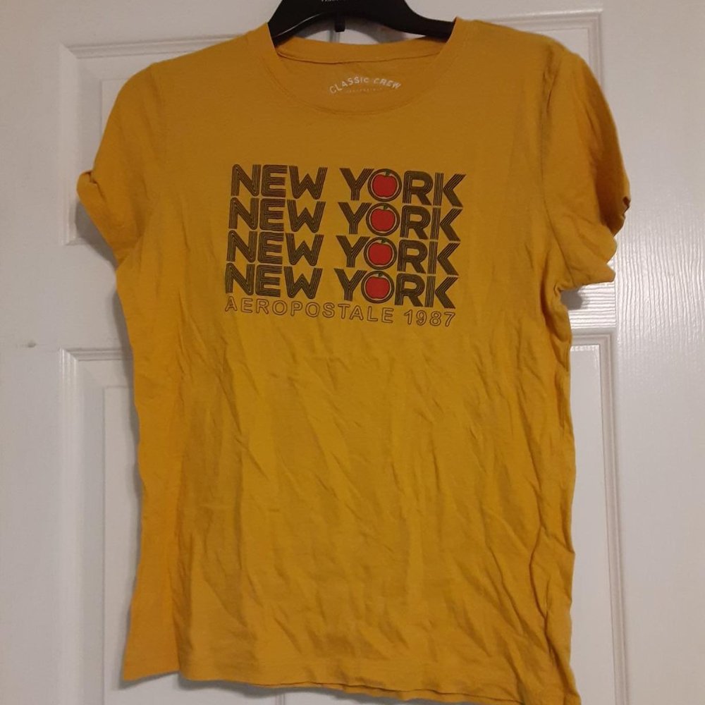 Women's Yellow Aeropostale Big Apple New York Graphic T-Shirt
